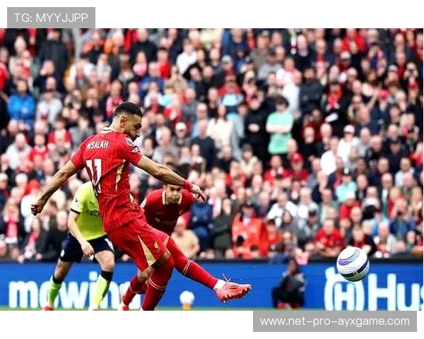 利物浦连续抢断制造杀机，萨拉赫左脚推射破门